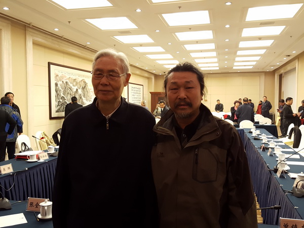 1481509854564370.jpg 鞠占圃与逄先知合影01.jpg