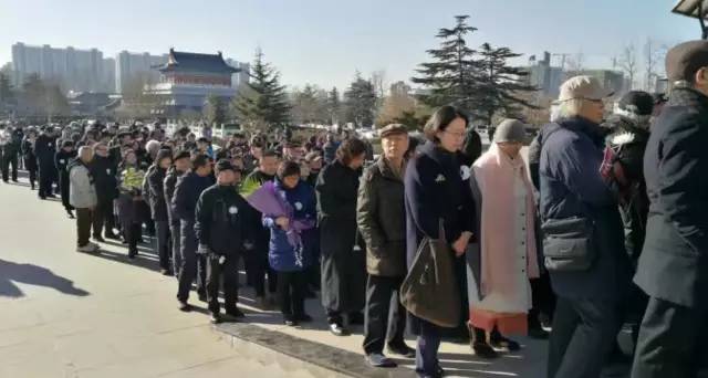 1481777524433888.jpg 2告别仪式现场.jpg