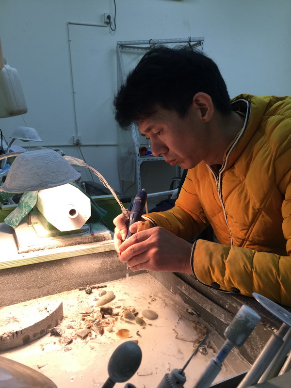 1526529054382902.jpg 印忠华工作照.jpg